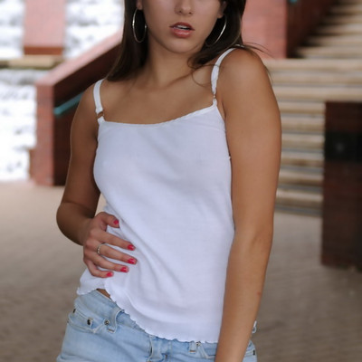 Shyla Jennings - Out At The Park