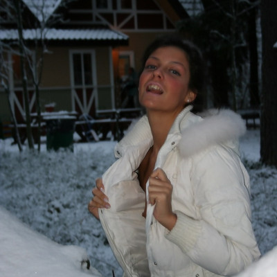 Cofi Milan - White Snow