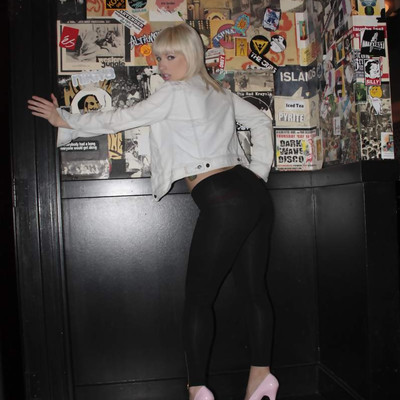 Lynn Pops - Punk Rock Bar