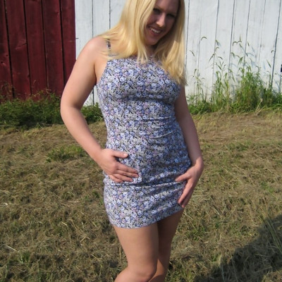 Bangin Becky - Sun Dress On The Farm